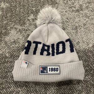 New Era NFL New England Patriots Grey Beanie Winter Hat OSFA